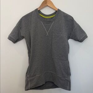 Lululemon Athletica Women’s Short Sleeve Sweatshirt – Gray – Est. Size 6